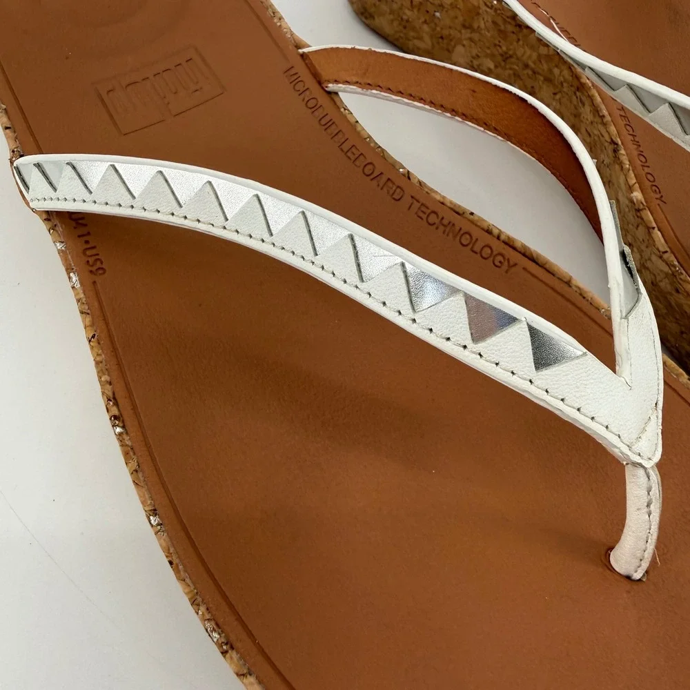 FitFlop Women's 9‎ Lulu White Silver Studded Cork Wedge Thong Sandals K48-583